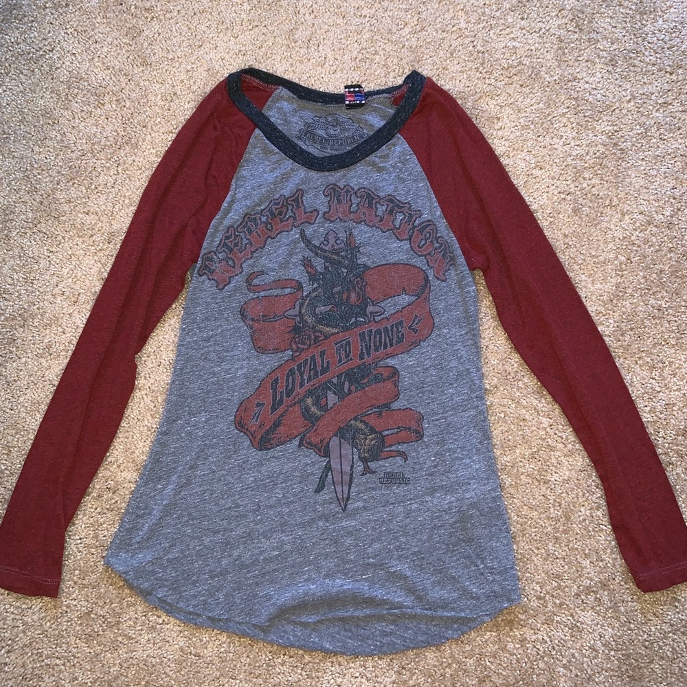 Raglan shirt